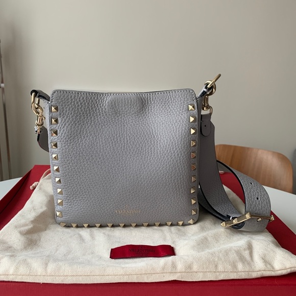 Valentino Garavani Rockstud Hobo leather crossbody - Picture 4 of 9